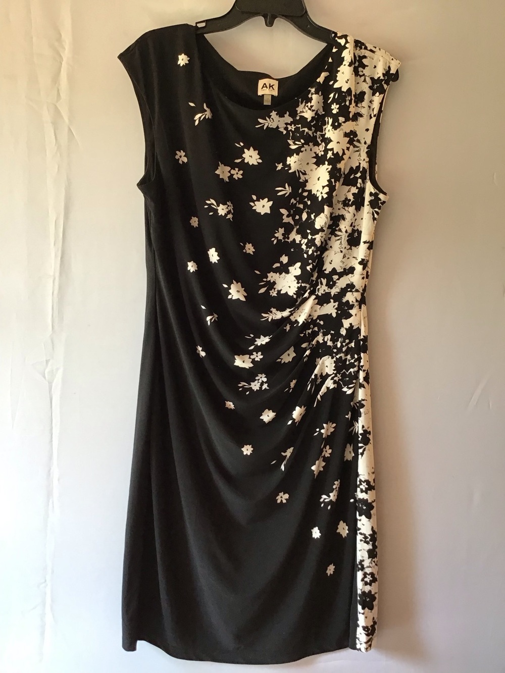 373 Anne Klein Black and White Floral Draped Sheath Dress